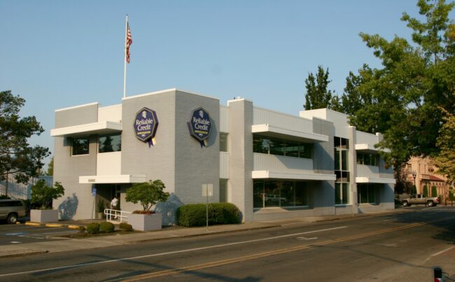 photograph of the milwaukie location